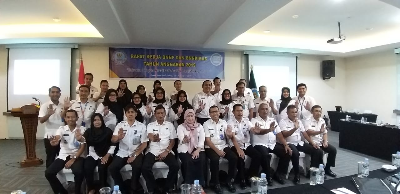 Rapat Kerja BNNP dan BNNK/Kab dengan tema Sinkronisasi Program Rehabilitasi Antar BNNP dan BNNK/Kab T.A. 2019 Rapat Kerja BNNP dan BNNK/Kab dengan tema Sinkronisasi Program Rehabilitasi Antar BNNP dan BNNK/Kab T.A. 2019