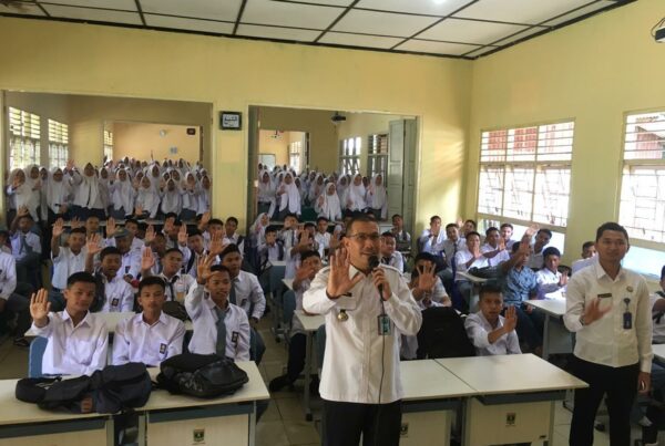 BNN Kota Sawahlunto memenuhi undangan SMKN 1 Sawahlunto