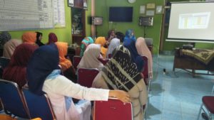 Kegiatan Sosialisasi Bahaya Narkoba Pada Ibu-Ibu PKK di Desa Kolok Mudik Kota Sawahlunto
