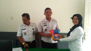 MONITORING DAN EVALUASI PELAKSANAAN PROGRAM PEMBERDAYAAN MASYARAKAT DI LINGKUNGAN PEMERINTAH