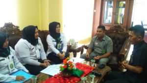 MONITORING DAN EVALUASI PELAKSANAAN PROGRAM PEMBERDAYAAN MASYARAKAT DI LINGKUNGAN PEMERINTAH