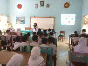 SOSIALISASI BAHAYA PENYALAHGUNAAN NARKOBA PADA LINGKUNGAN SEKOLAH DASAR DI KOTA SAWAHLUNTO