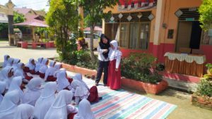 SOSIALISASI BAHAYA PENYALAHGUNAAN NARKOBA PADA LINGKUNGAN SEKOLAH DASAR DI KOTA SAWAHLUNTO