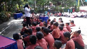 SOSIALISASI BAHAYA PENYALAHGUNAAN NARKOBA PADA LINGKUNGAN SEKOLAH DASAR DI KOTA SAWAHLUNTO