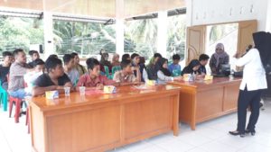 PENYULUHAN BAHAYA PENYALAHGUNAAN NARKOBA PADA MASYARAKAT DESA MUARO KALABAN