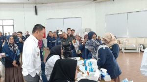 SOSIALISASI BAHAYA PENYALAHGUNAAN DAN PEREDARAN GELAP NARKOBA SERTA PEMERIKSAAN TES URINE KEPADA PEGAWAI BALAI DIKLAT TAMBANG BAWAH TANAH ESDM KOTA SAWAHLUNTO