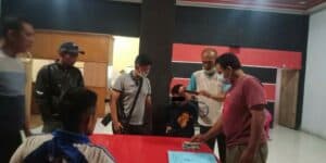 Team Pemberantasan BNN Kota Sawahlunto Menangkap Diduga Pengedar Narkoba Jenis Sabu Team Pemberantasan BNN Kota Sawahlunto Menangkap Diduga Pengedar Narkoba Jenis Sabu