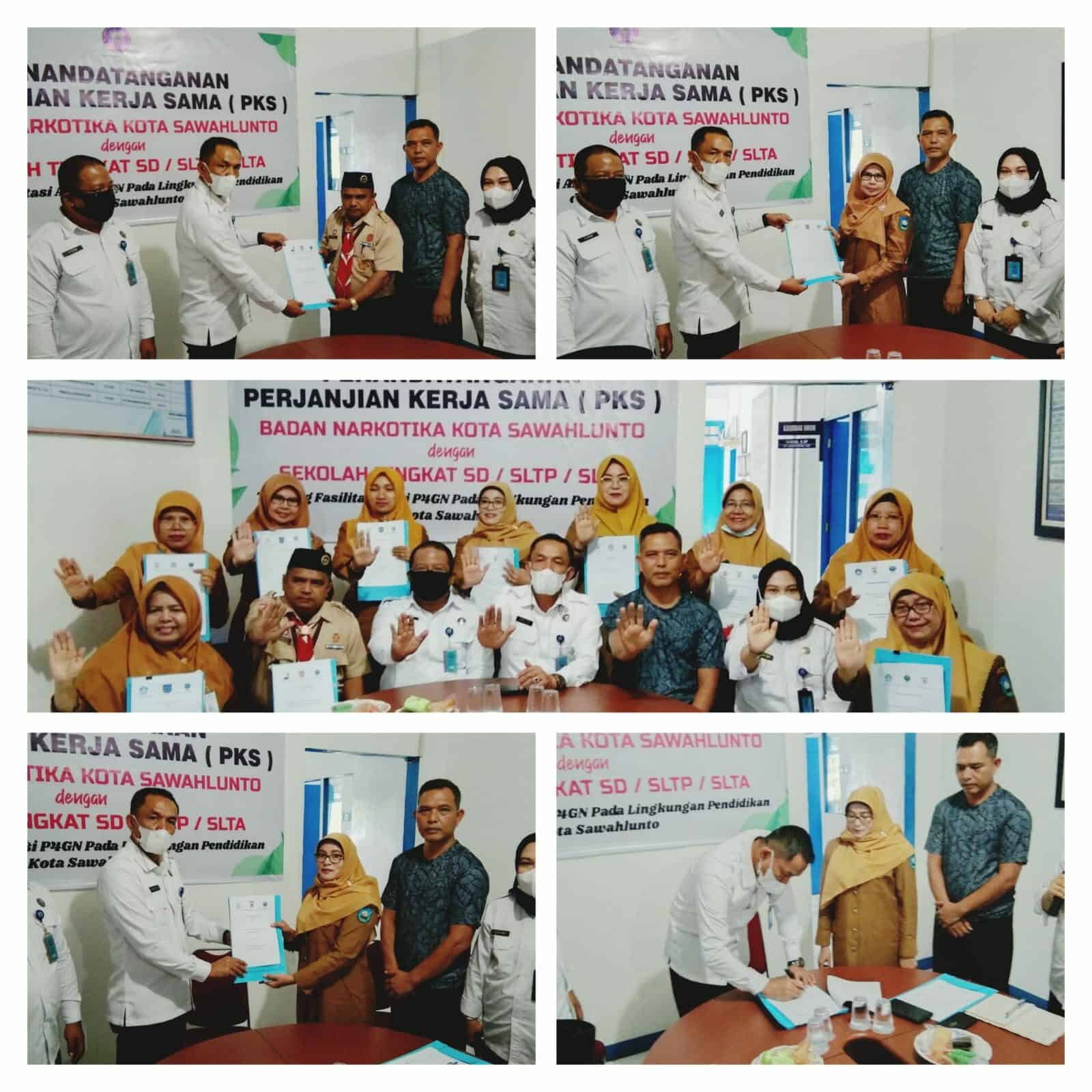 Penandatanganan PKS (Perjanjian Kerja Sama) BNN Kota Sawahlunto dengan Sekolah Tingkat SD,SLTP dan SLTA Tentang Fasilitasi Aksi P4GN Pada Lingkungan Pendidikan Penandatanganan PKS (Perjanjian Kerja Sama) BNN Kota Sawahlunto dengan Sekolah Tingkat SD,SLTP dan SLTA Tentang Fasilitasi Aksi P4GN Pada Lingkungan Pebdidikan